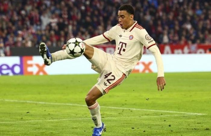 Panneau indicateur de la saison – Le Bayern et le VfB se rencontrent