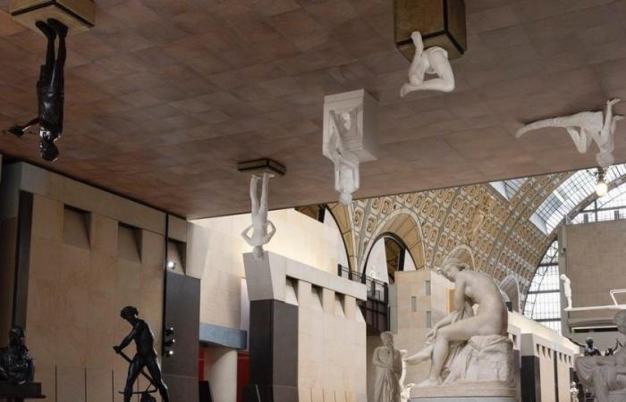 Au musée d’Orsay les statues marchent au plafond