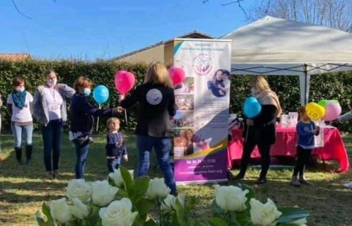 Villeneuve-sur-Lot. Fleurs blanches pour enfants avec FREM