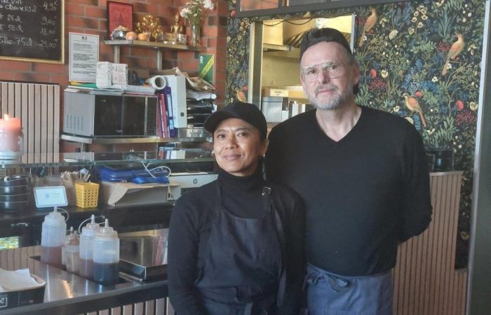 maintenant dans cette station balnéaire, on peut manger dans un restaurant thaïlandais