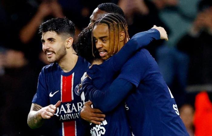 Avant la Ligue des Champions, le PSG s’offre Strasbourg et reprend son avance