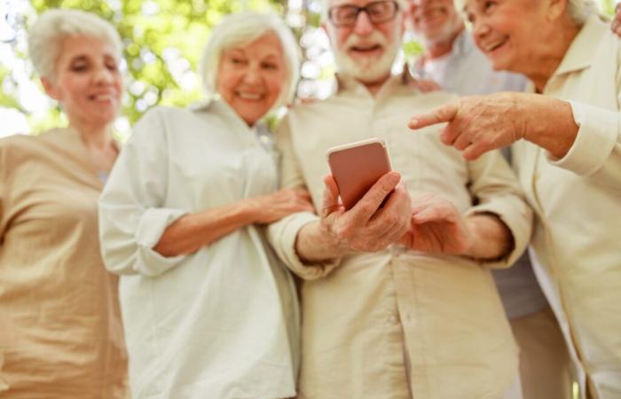 Le clickbait généré par l’IA fait des ravages chez les seniors