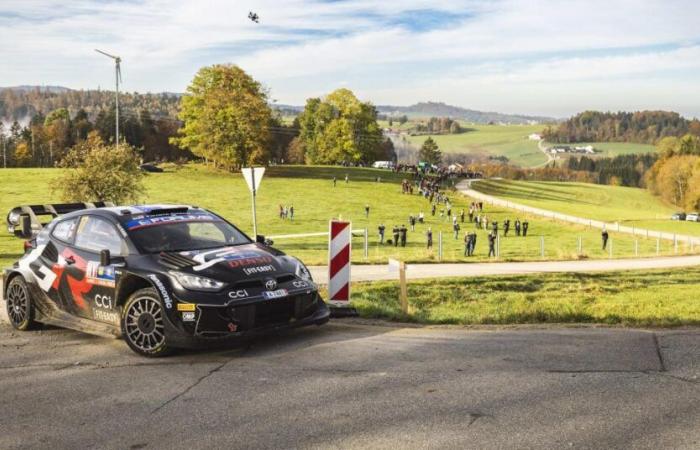 Sortie de route de Sébastien Ogier, Thierry Neuville 3ème (vidéo)