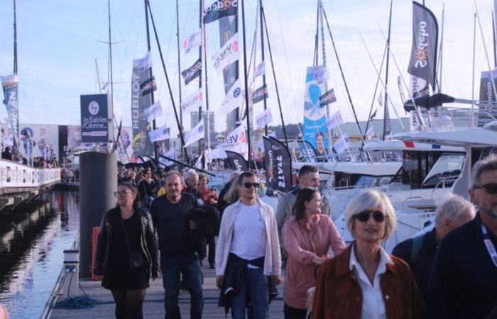 EN IMAGES. Revivez la première journée au village du Vendée Globe comme si vous y étiez !