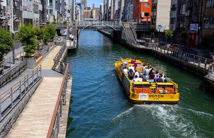 découvrir la ville en bateau