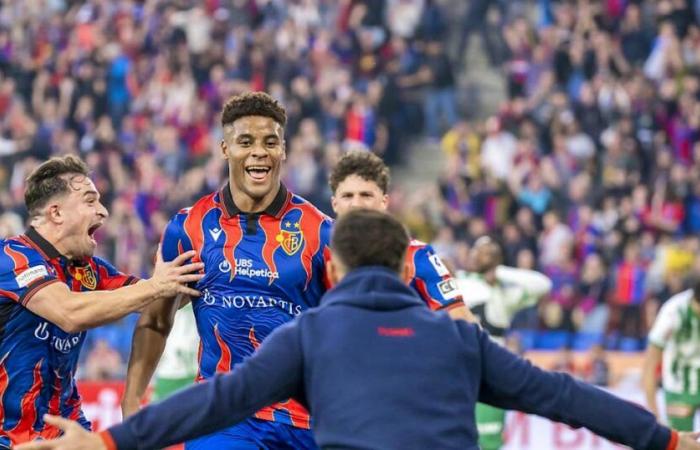 Le doublé de Carlos propulse le FCB vers la fortune