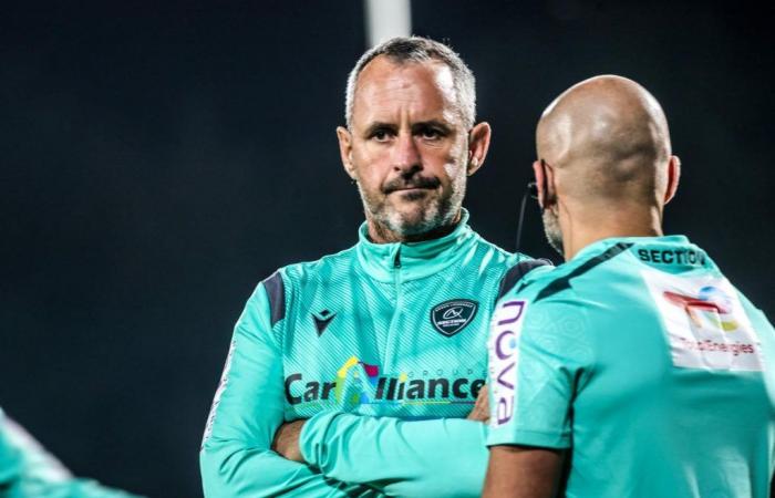 Top 14. «C’était dur, trop dur», regrette l’entraîneur palois Sébastien Piqueronies après le revers contre Toulouse