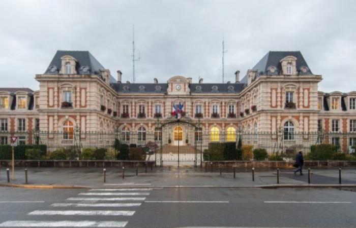 La Haute-Marne met en vente sa préfecture pour dénoncer l’effort budgétaire « intenable » demandé par l’Etat