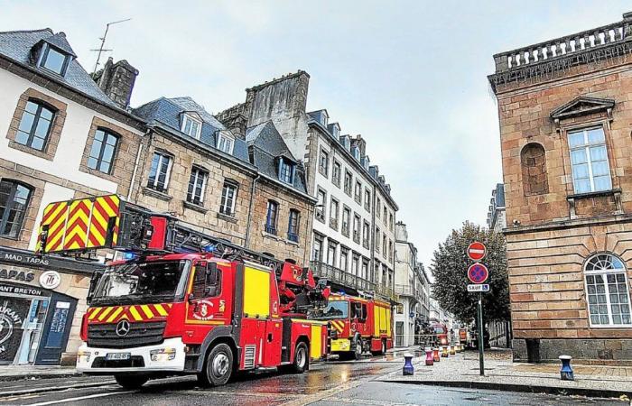 A Morlaix, le bruit d’une explosion a mobilisé 40 pompiers en centre-ville, place des Otages, dimanche matin