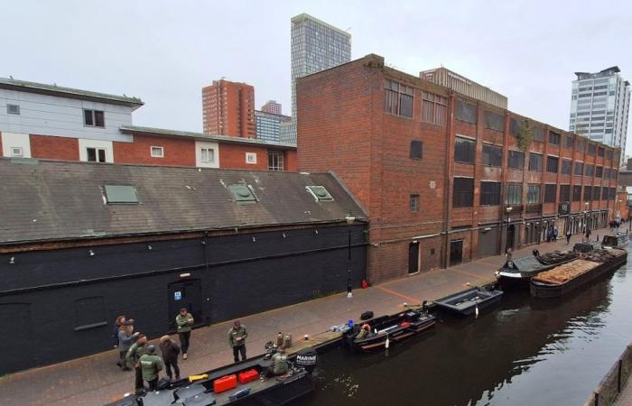 Le tournage de Peaky Blinders envahit les voies navigables du centre-ville