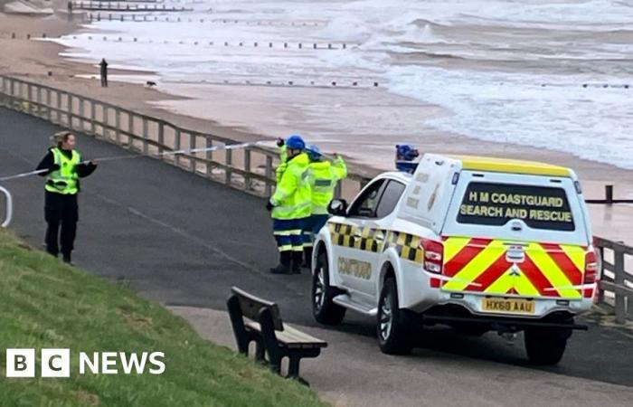 Le nettoyage de la tempête Ashley commence après des vents violents et des inondations