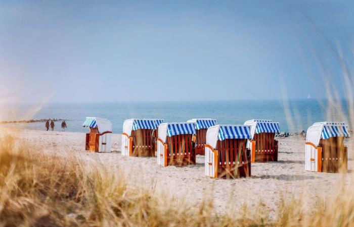 Une petite mais fine dépression sur la France agit comme un jet d’air chaud. Après, beaucoup de soleil !