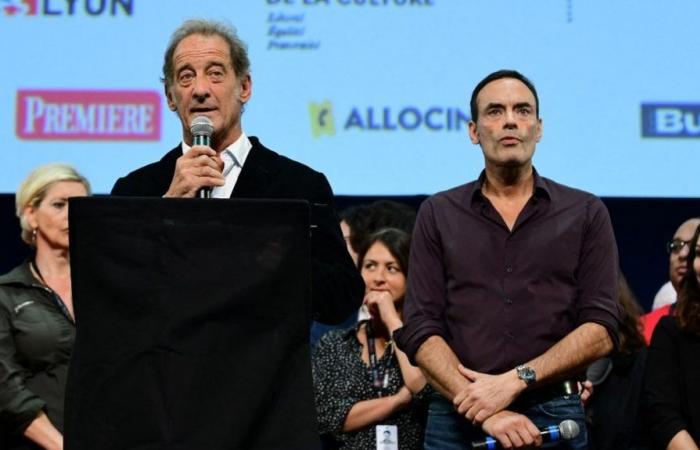 Anthony Delon rend un vibrant hommage à son père Alain en clôture du festival Lumière à Lyon