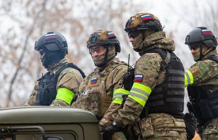 Réfugiés en France, les déserteurs russes encouragent leurs camarades à faire de même