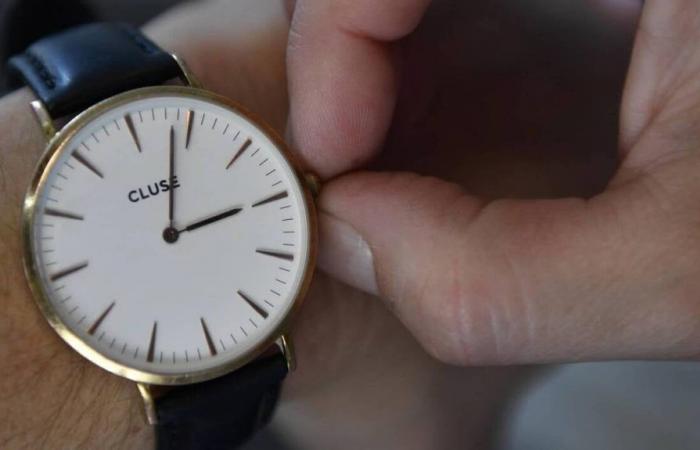 Faut-il avancer ou reculer sa montre d’une heure ?