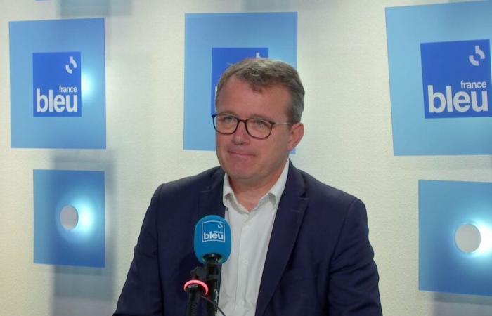 François Durovray le Ministre des Transports, invité de France Bleu Occitanie, le défilé des ministres à Toulouse