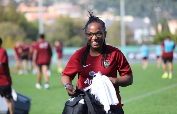 Kinésithérapeute habituelle du RCT, Sandrine Agricole évoque avec le sourire son intérim sur le banc de Toulon