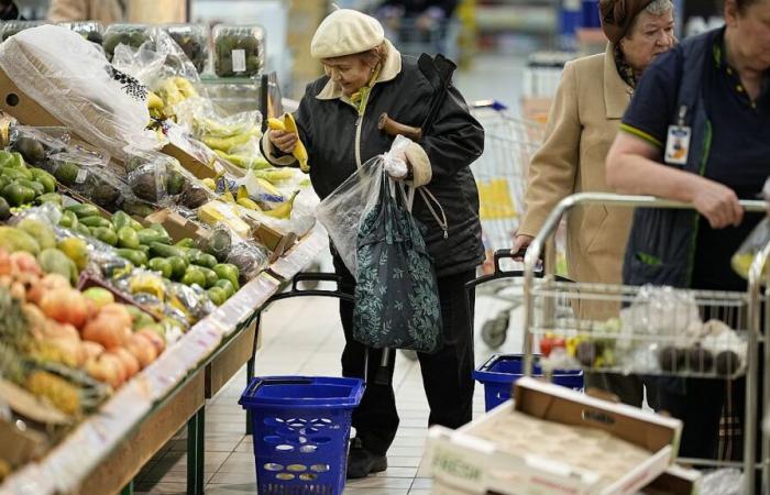 la société française Auchan s’apprête à vendre sa filiale russe