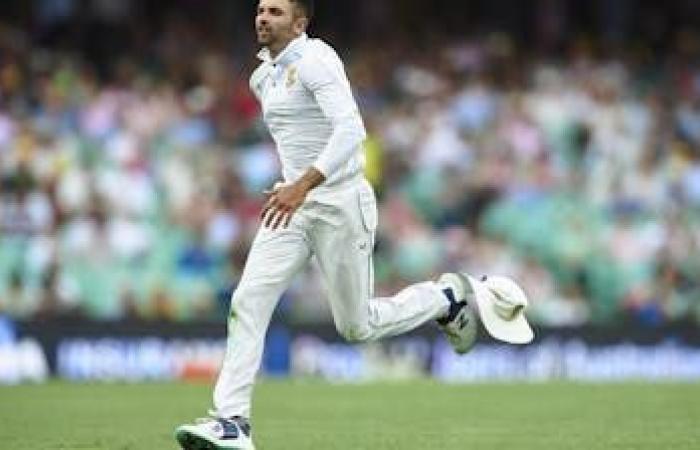 Keshav Maharaj estime que l’Afrique du Sud est en tête malgré la position de Mehidy-Jaker