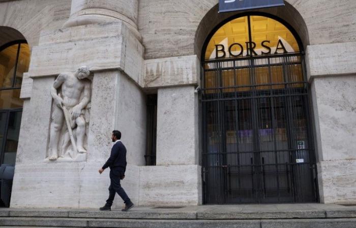 La Bourse de Milan en légère hausse avec le pétrole et les banques, en baisse vers la fin de la semaine