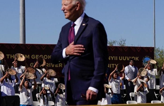 Joe Biden présente ses excuses au peuple amérindien