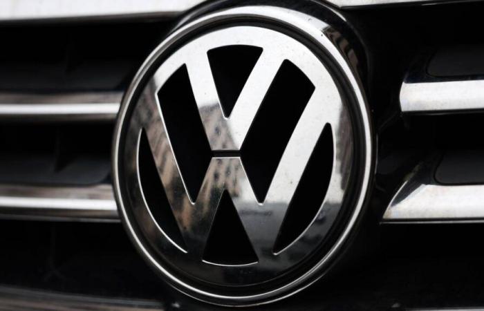 Le groupe Volkswagen envisage de fermer « au moins trois usines » en Allemagne