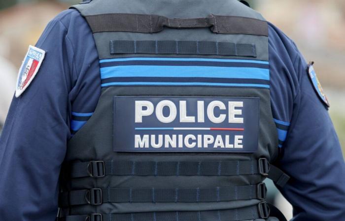 Les municipalités dépensent encore énormément pour leur police