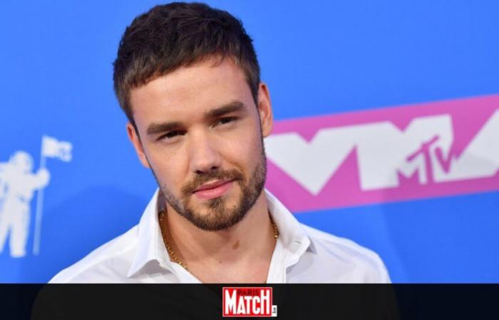 la chute de l’ancien membre des One Direction filmée par les caméras de surveillance, on le voit “s’évanouir et tomber”