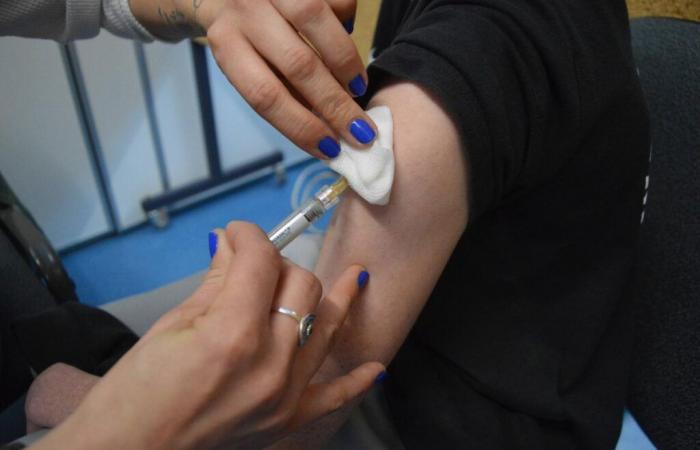 vers une campagne de vaccination combinée papillomavirus-méningocoque dans les collèges