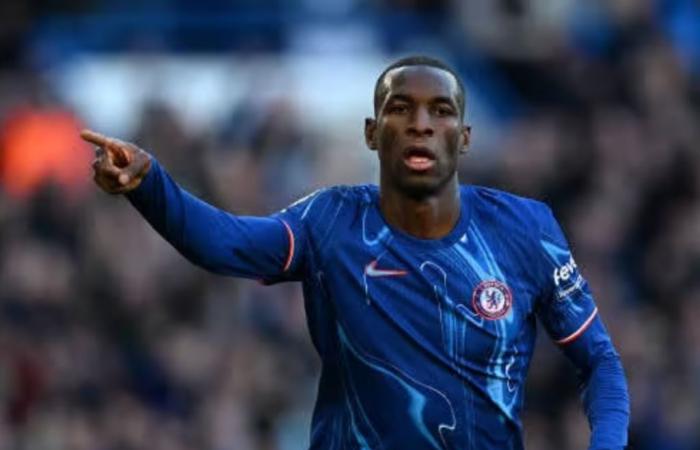 Nicolas Jackson carries Chelsea, Chérif Ndiaye and Bamba Dieng decisive