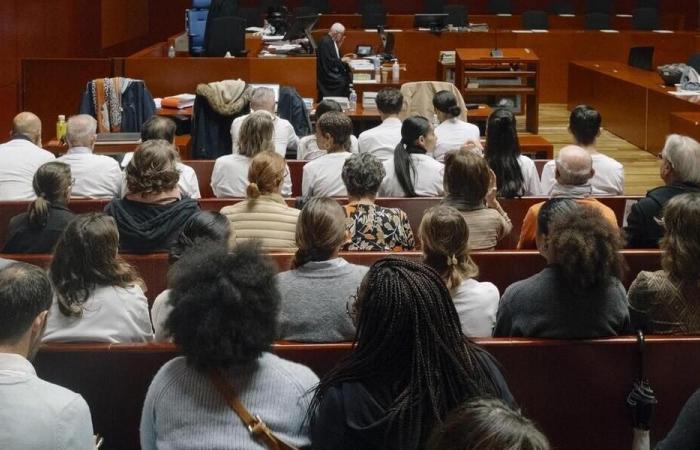 la précision du président après les applaudissements de l’assemblée