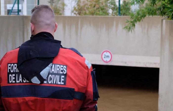 un père décède après avoir tenté de sauver sa maison des inondations : Actualités