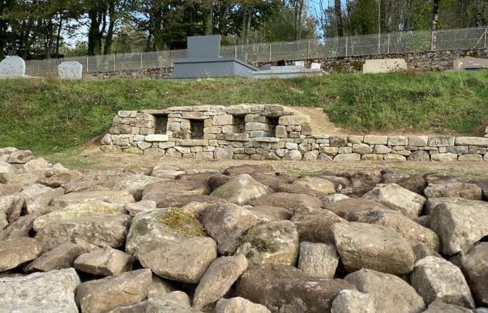 Pour accueillir les cendres de ses défunts, une ville s’inspire des sépultures néolithiques sous des tas de pierres