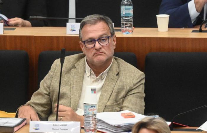 Louis Aliot bousculé à la barre du tribunal… Revivez l’interrogatoire du maire de Perpignan