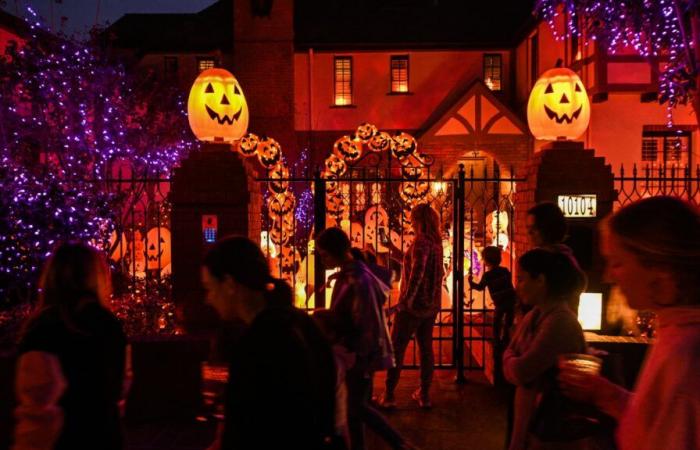 une fête d’Halloween tourne mal, plus de 400 jeunes non invités se présentent