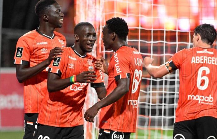 Lorient, Guingamp, Laval, Caen… Suivez le multiplex de la 11e journée en direct