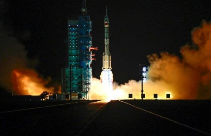 Un nouvel équipage arrive à la station spatiale chinoise : Actualités