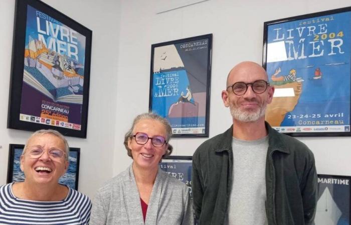 Des affiches de la fête du livre et de la mer exposées à La Balise