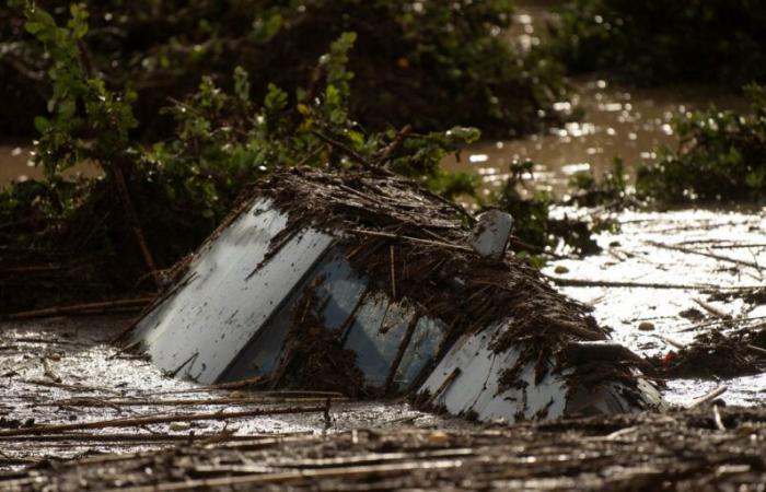 le bilan s’élève à 62 morts, annoncent les secours