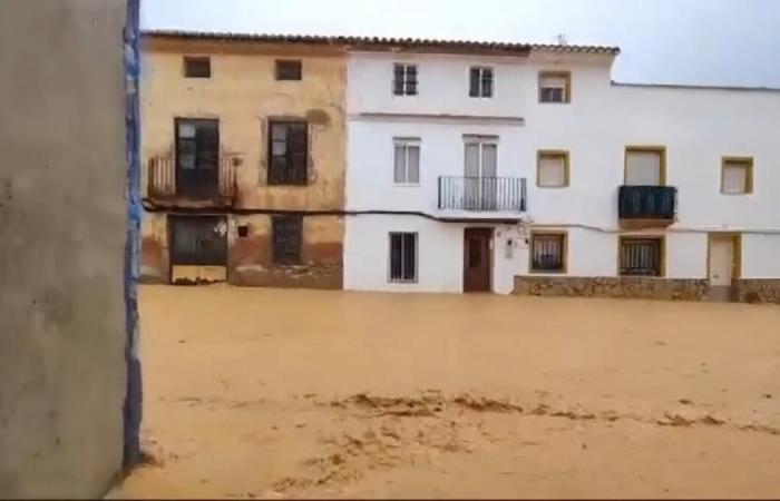 Reconstitution visuelle des ravages du dana à Albacete et Valence