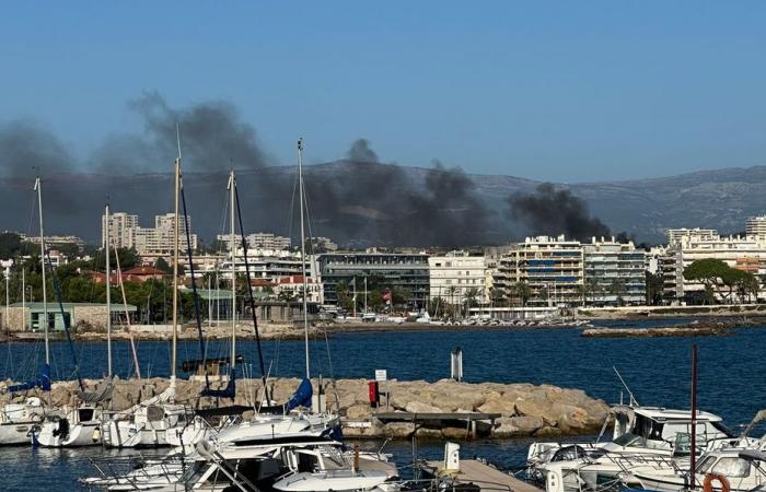 Un incendie se déclare sur le toit d’un immeuble du centre-ville d’Antibes