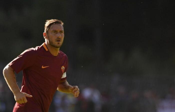 “J’espère que Totti ne reviendra pas jouer, ce serait triste.” L’écrivain Bonvissuto parle