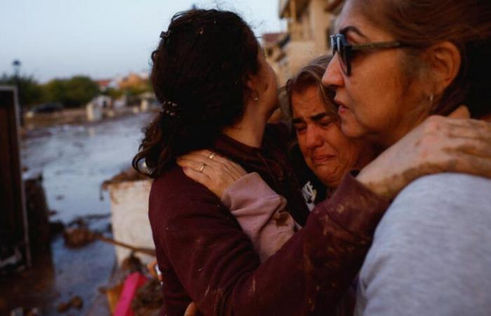 journée de deuil national en Espagne après des inondations qui ont fait au moins 95 morts dans le sud-est du pays