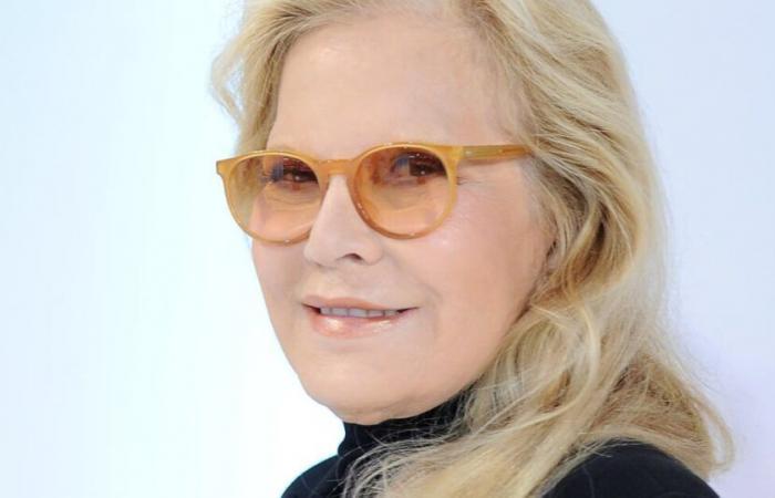 Sylvie Vartan, propriétaire de l’enclave dorée de la Villa Montmorency à Paris et Los Angeles, “Je préférerais vivre dans un hôtel”