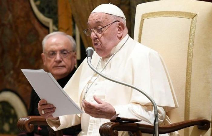 Le Pape aux médias du Vatican : « Vérité, justice, paix »