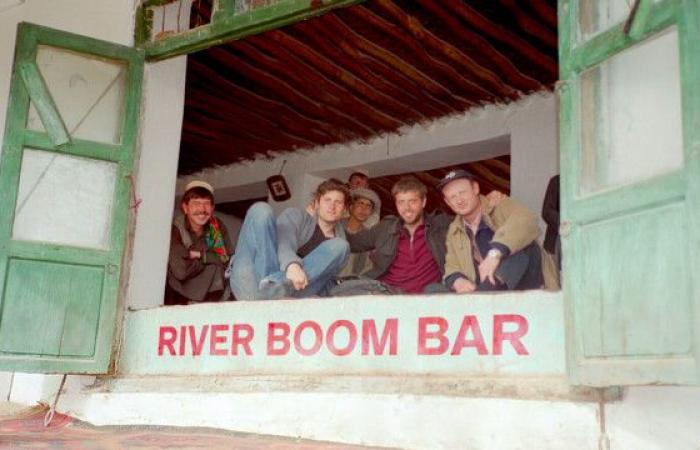 « Riverboom », Quand le road trip rencontre le journalisme de guerre