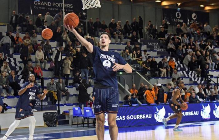 DIRECT. une petite avance pour Poitiers Basket face à Rouen à la mi-temps