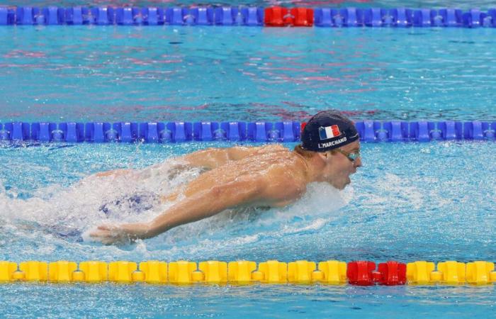 Léon Marchand bat le record du monde du 200 mètres quatre nages