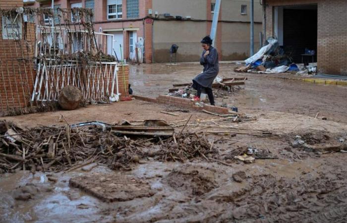 « La vie normale ne reviendra pas avant plusieurs semaines »