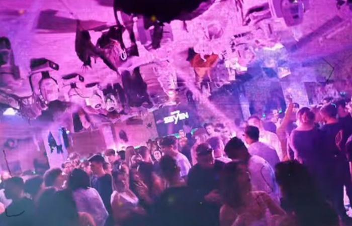 Soirée d’Halloween à la discothèque, un homme cagoulé ouvre le feu sur le parking, 3 blessés, un entre la vie et la mort